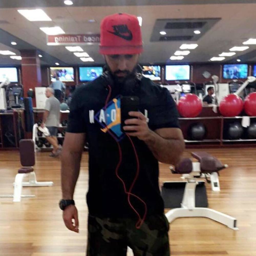 Meet your Posher, Farid